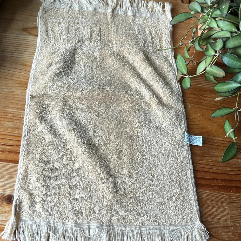 Vintage Floral Hand Towel